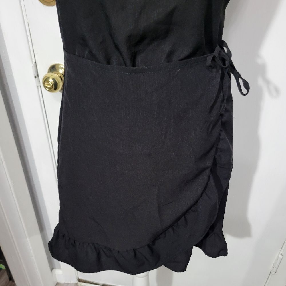 Cotton On - Woven Kiki Summer Mini Dress - Size medium - Picture 5 of 13